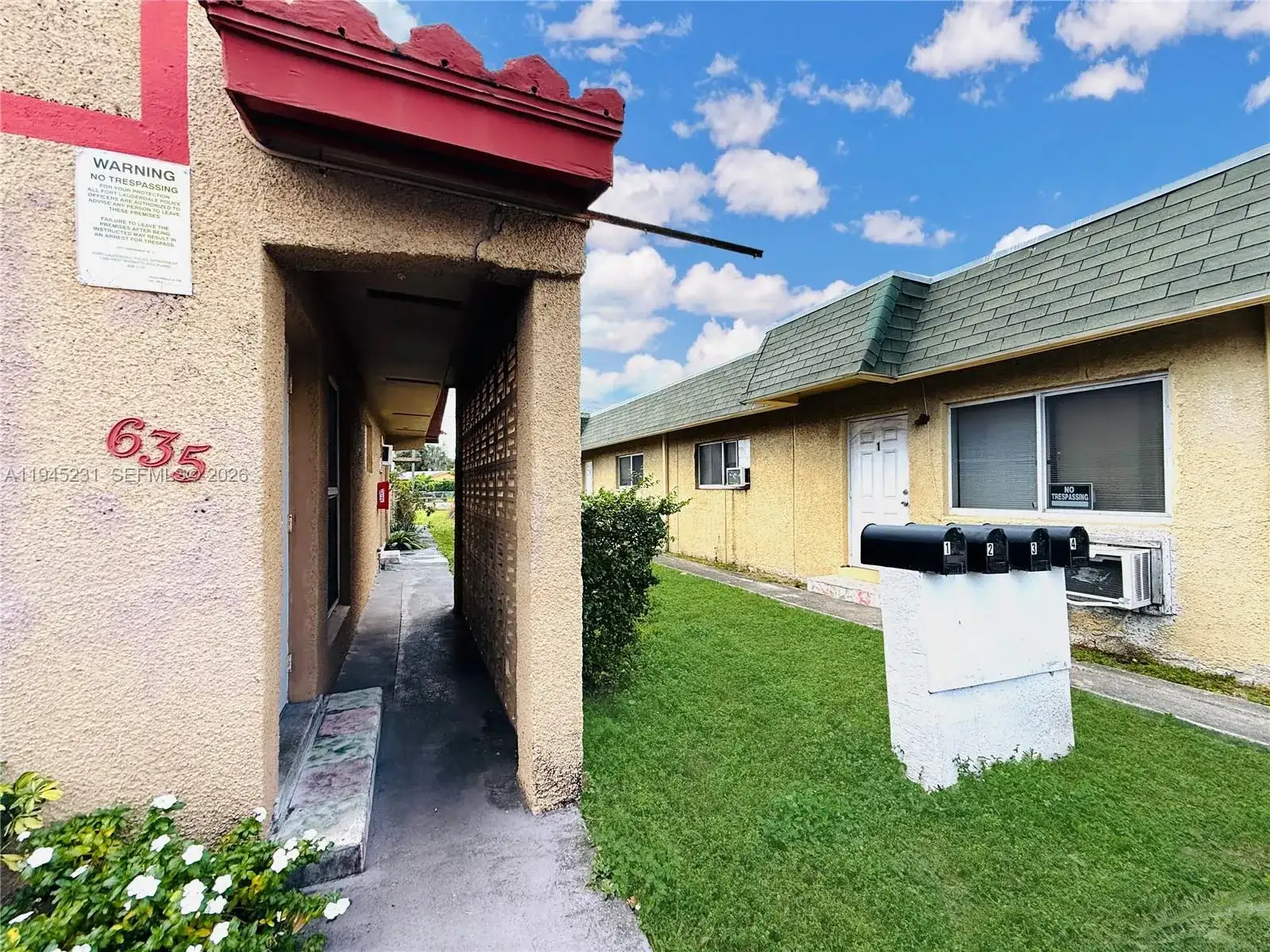 635 NW 22nd Rd, Fort Lauderdale FL 33311 photo 4