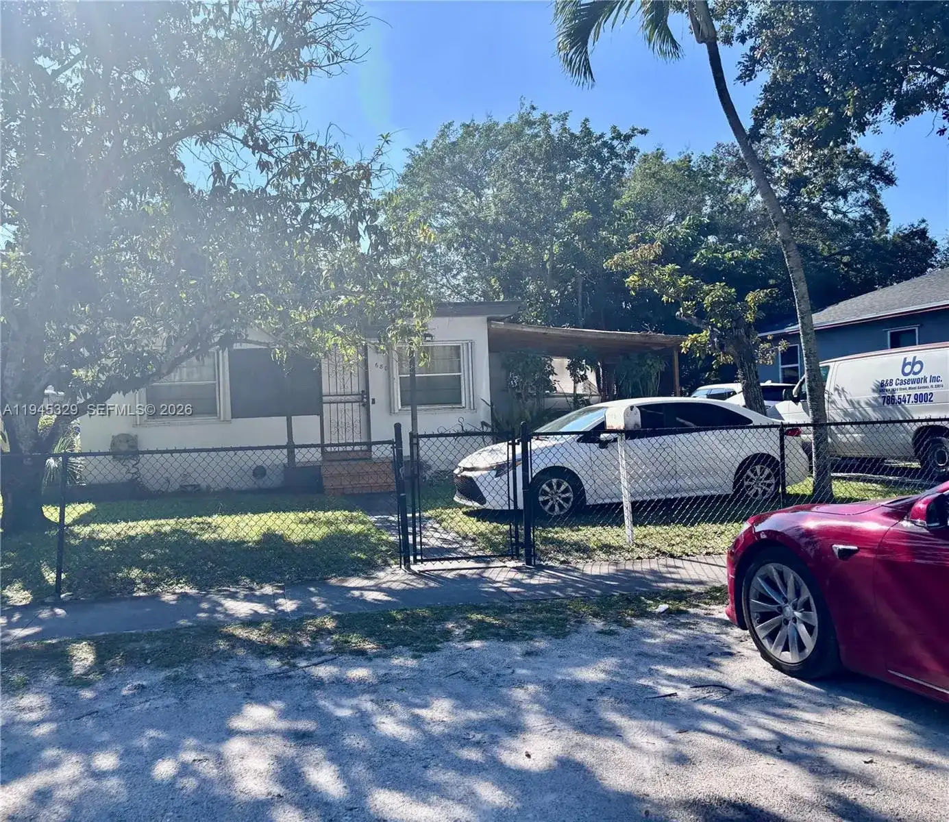 680 NE 136th St # 0, North Miami FL 33161 photo 2