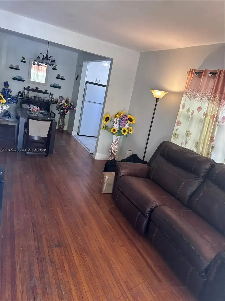 680 NE 136th St # 0, North Miami FL 33161 photo 4