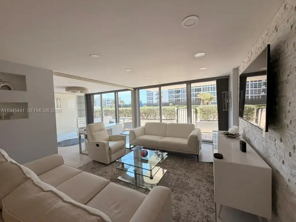 531 N Ocean Blvd # 404, Pompano Beach FL 33062 photo 2
