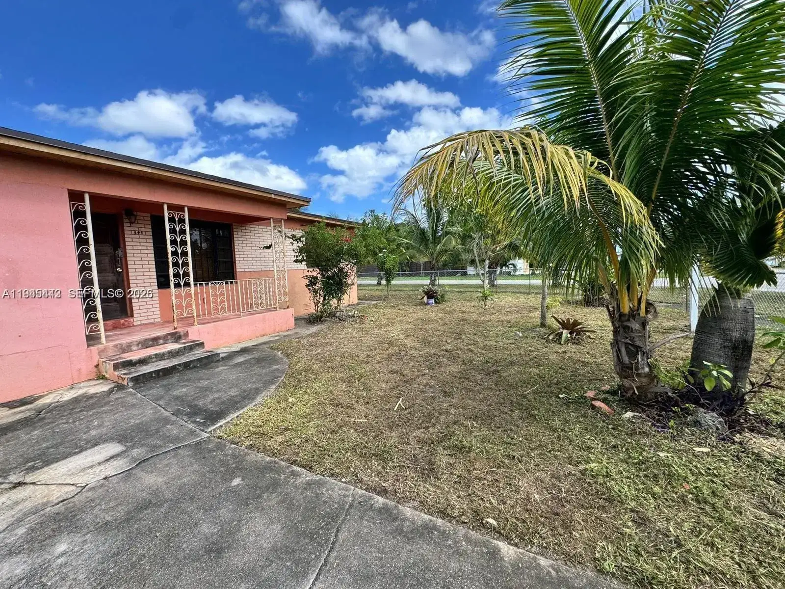 341 Aladdin St, Opa-Locka FL 33054 photo 2