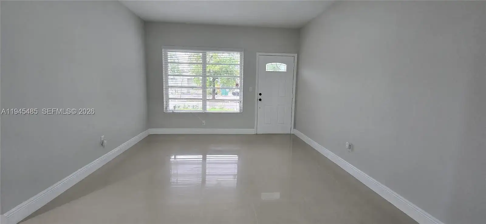 75 SW 32nd Ct Rd, Miami FL 33135 photo 3