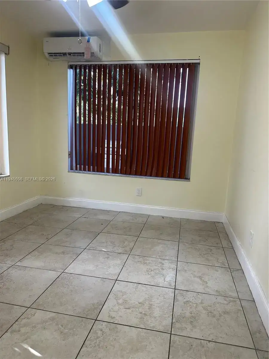 1360 NE 144th St # 3, Miami FL 33161 photo 5