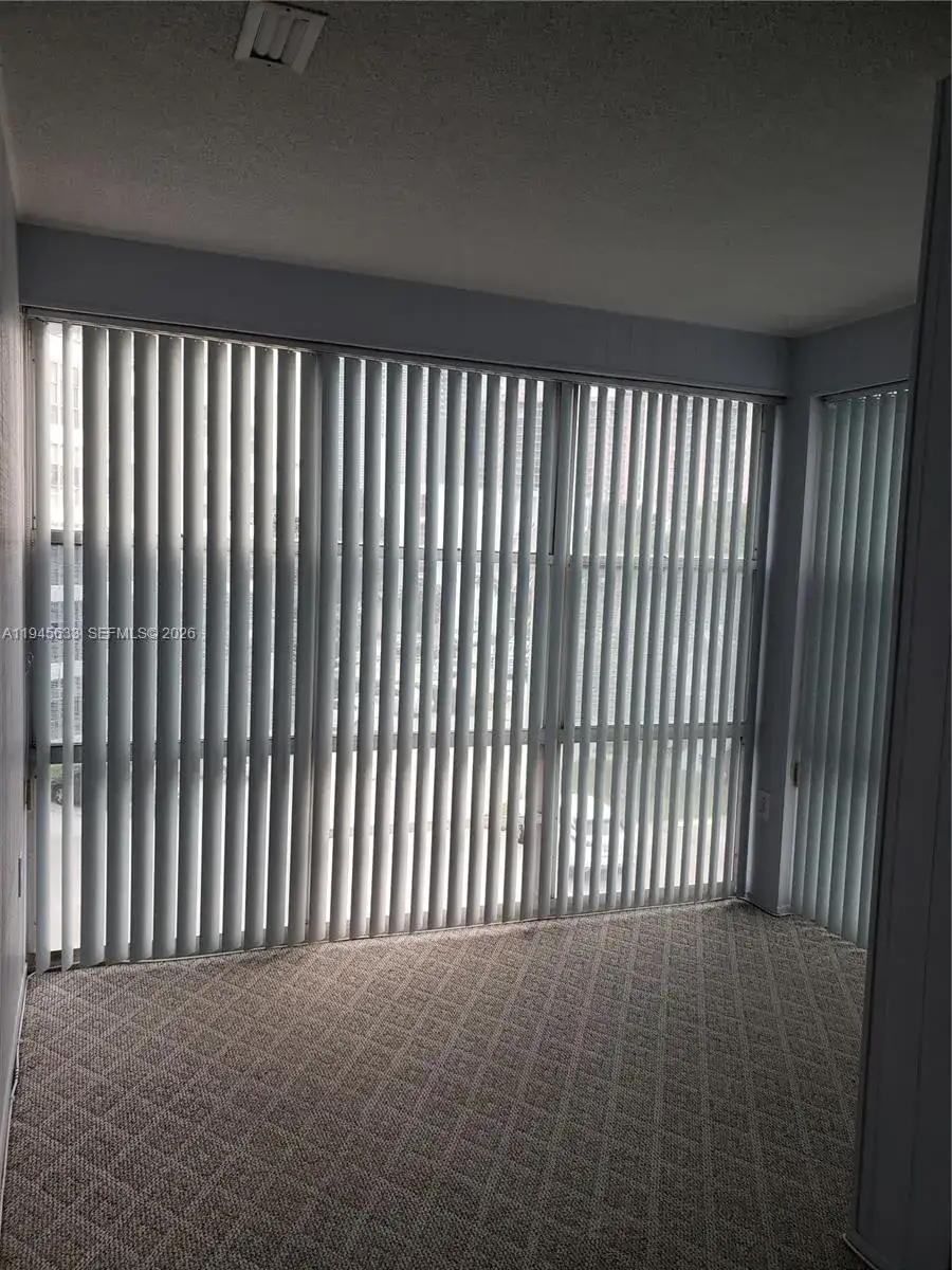 200 177th Dr # 304, Sunny Isles Beach FL 33160 photo 4