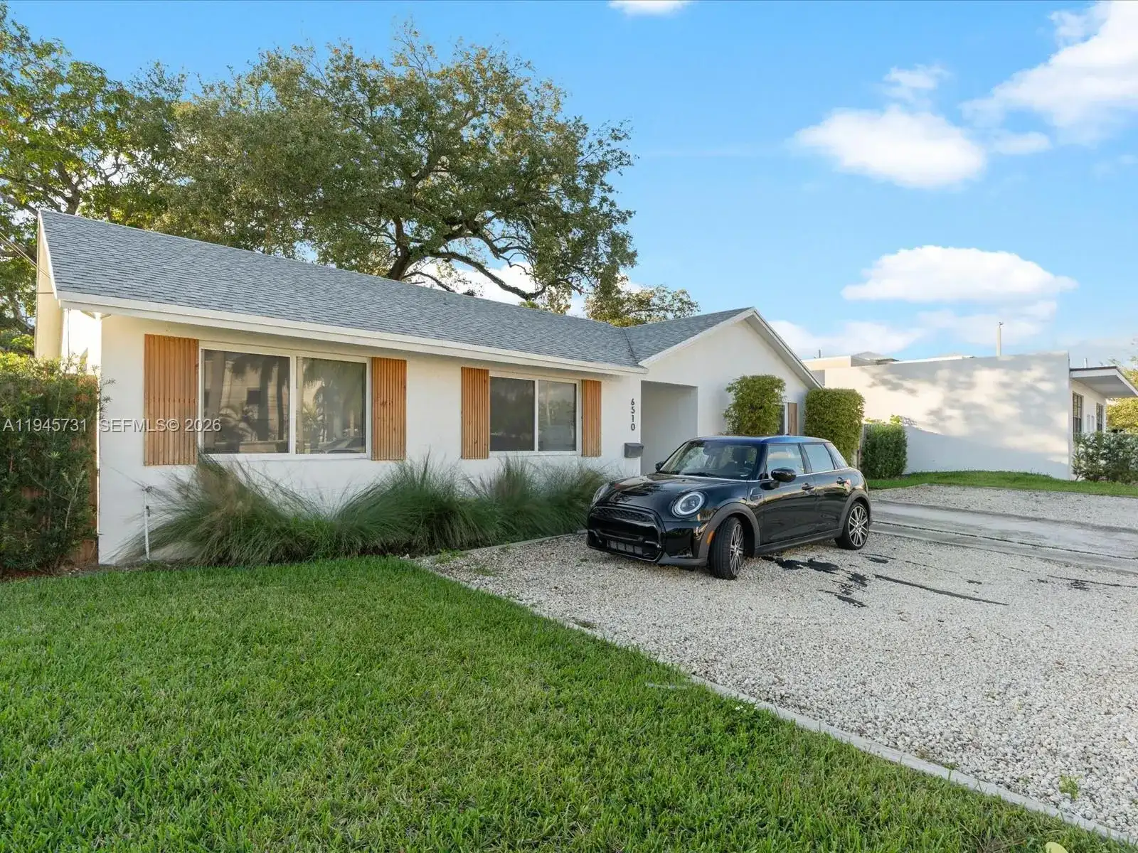 6510 SW 59th Pl, South Miami FL 33143 photo 2
