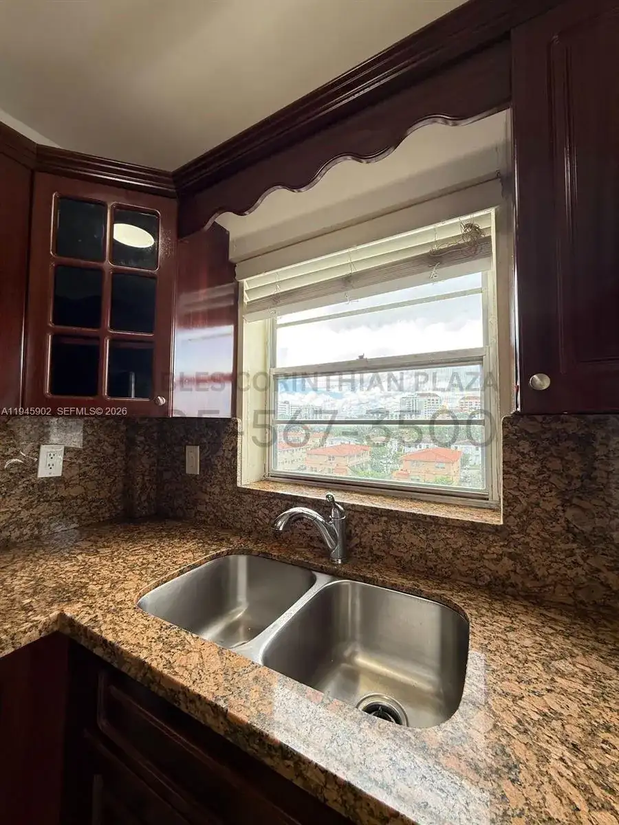 22 Salamanca Ave # 501, Coral Gables FL 33134 photo 4