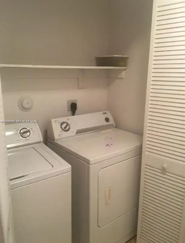 10501-10503 SW 172, Miami FL 33157 photo 5