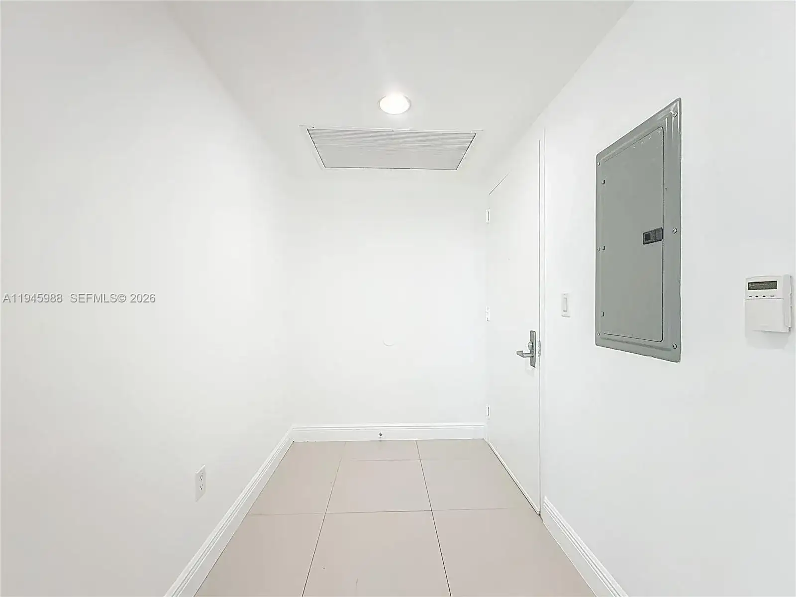 475 Brickell Ave # 4215, Miami FL 33131 photo 3