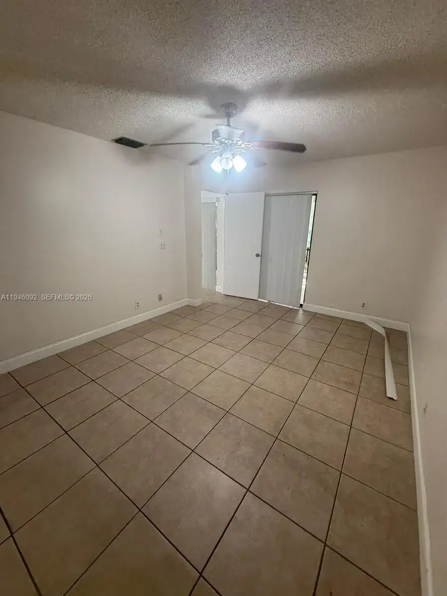 3439 Cocoplum Cir # 3420, Coconut Creek FL 33063 photo 4