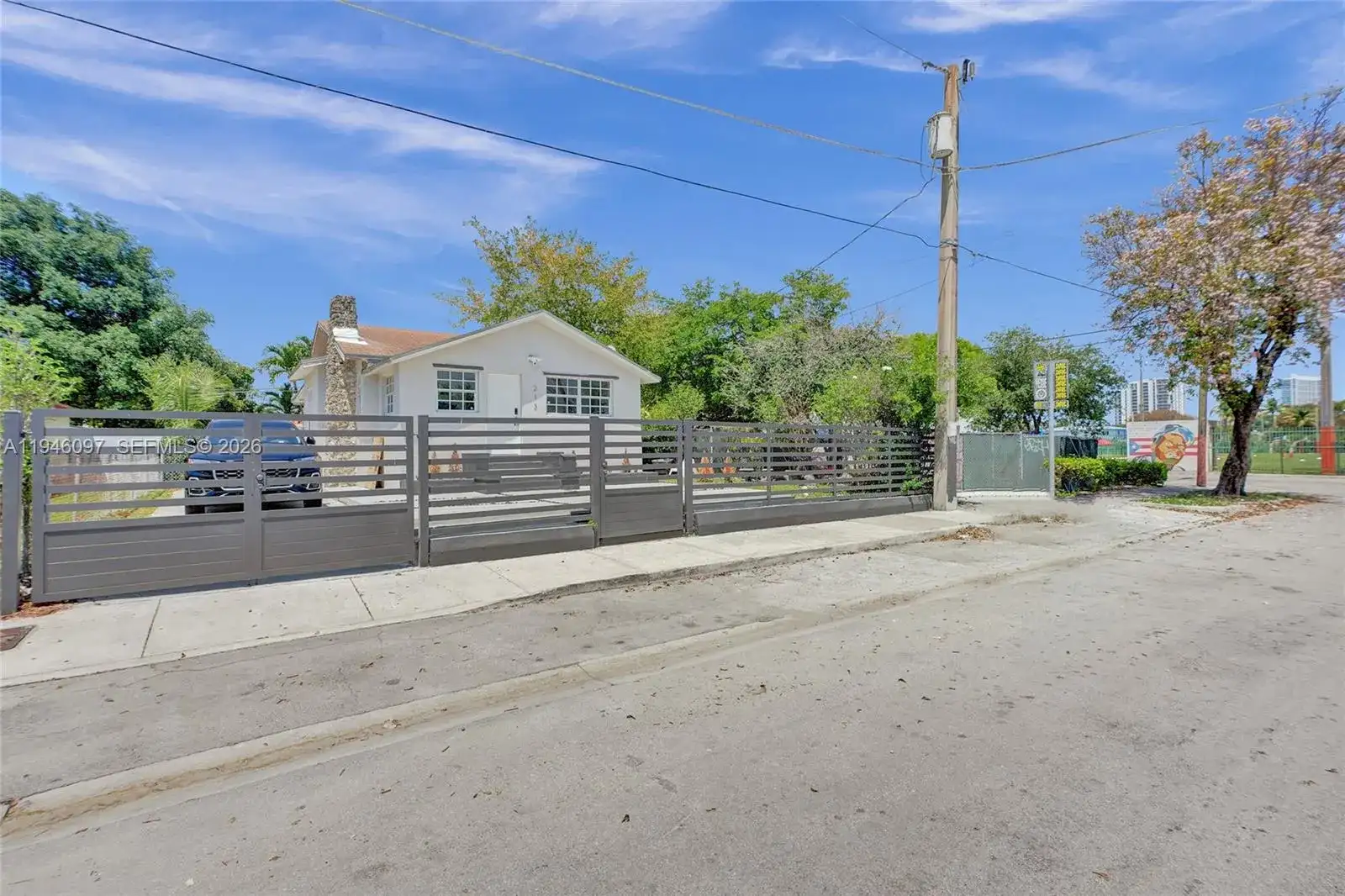 213 NW 34th Ter, Miami FL 33127 photo 5