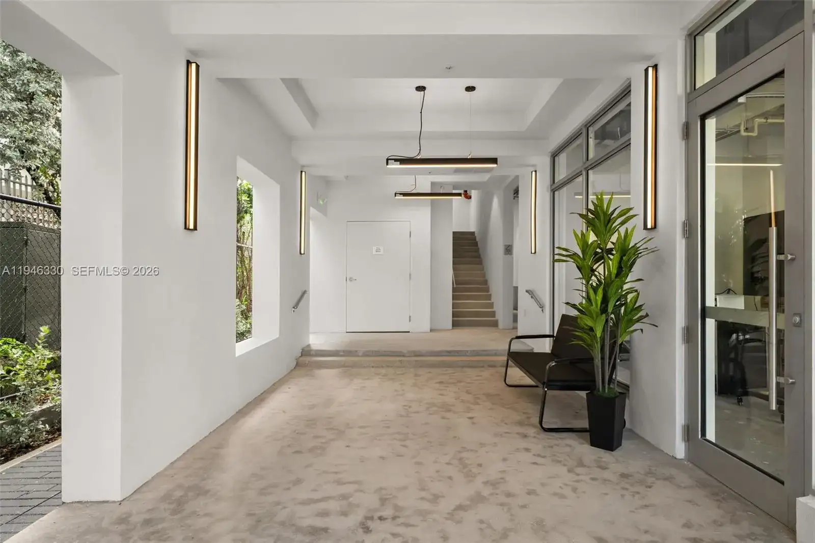 650 SW 1st St # 301, Miami FL 33130 photo 5
