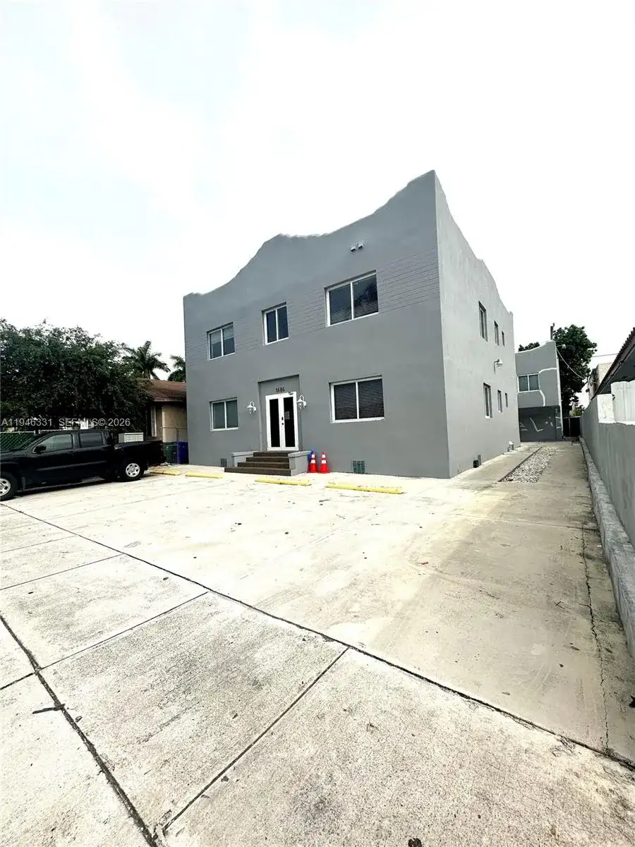 1684 SW 10th St # 5, Miami FL 33135 photo 2