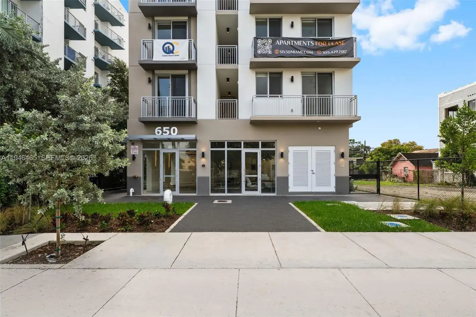 650 SW 1st St # 405, Miami FL 33130 photo 3