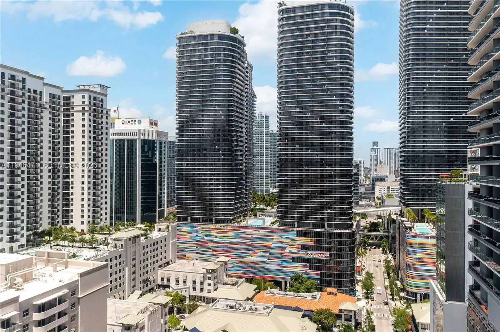45 SW 9th St # 1205, Miami FL 33130 photo 4