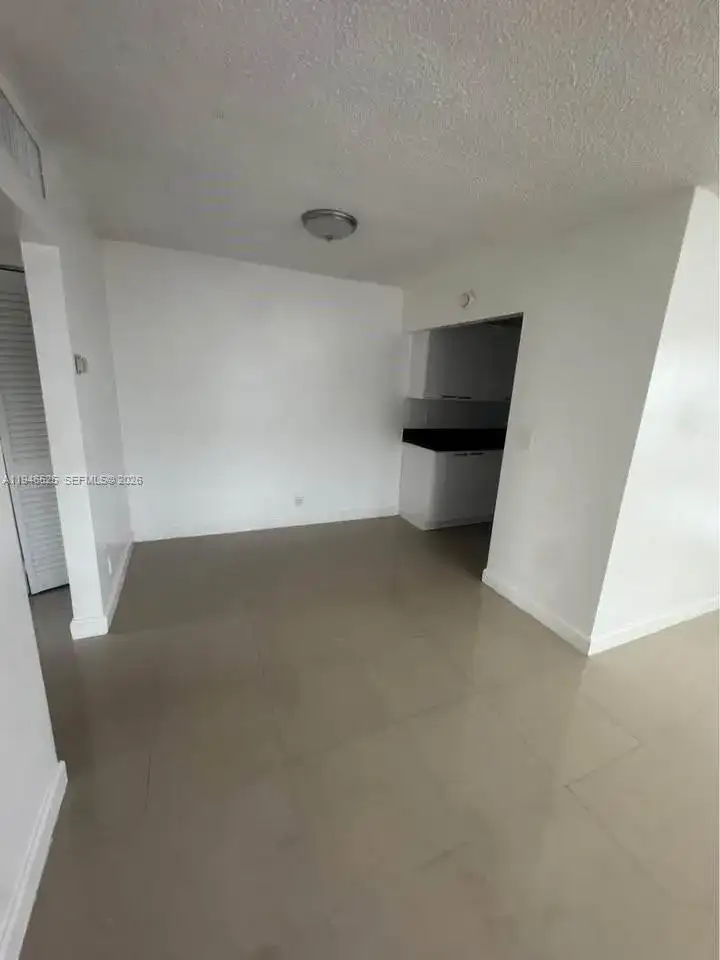 2019 Jackson St # 105, Hollywood FL 33020 photo 2