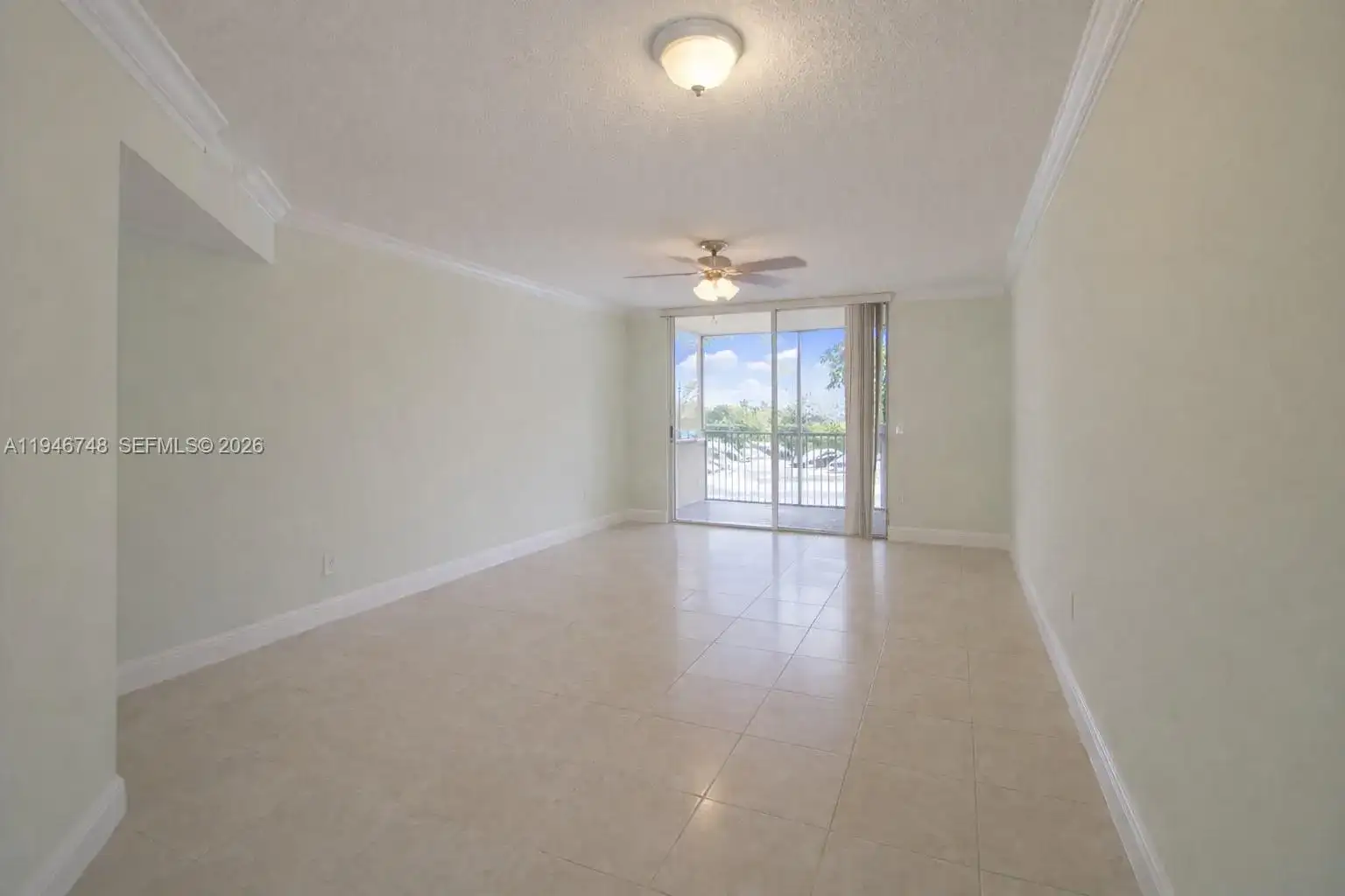 8343 Lake Dr # 207, Doral FL 33166 photo 4