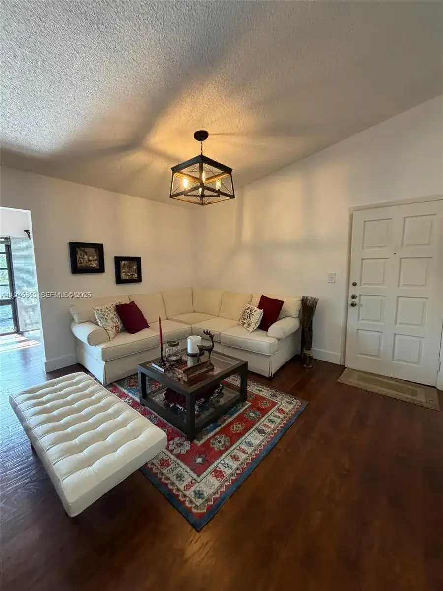 4944 NW 102nd Ave # 3, Doral FL 33178 photo 2