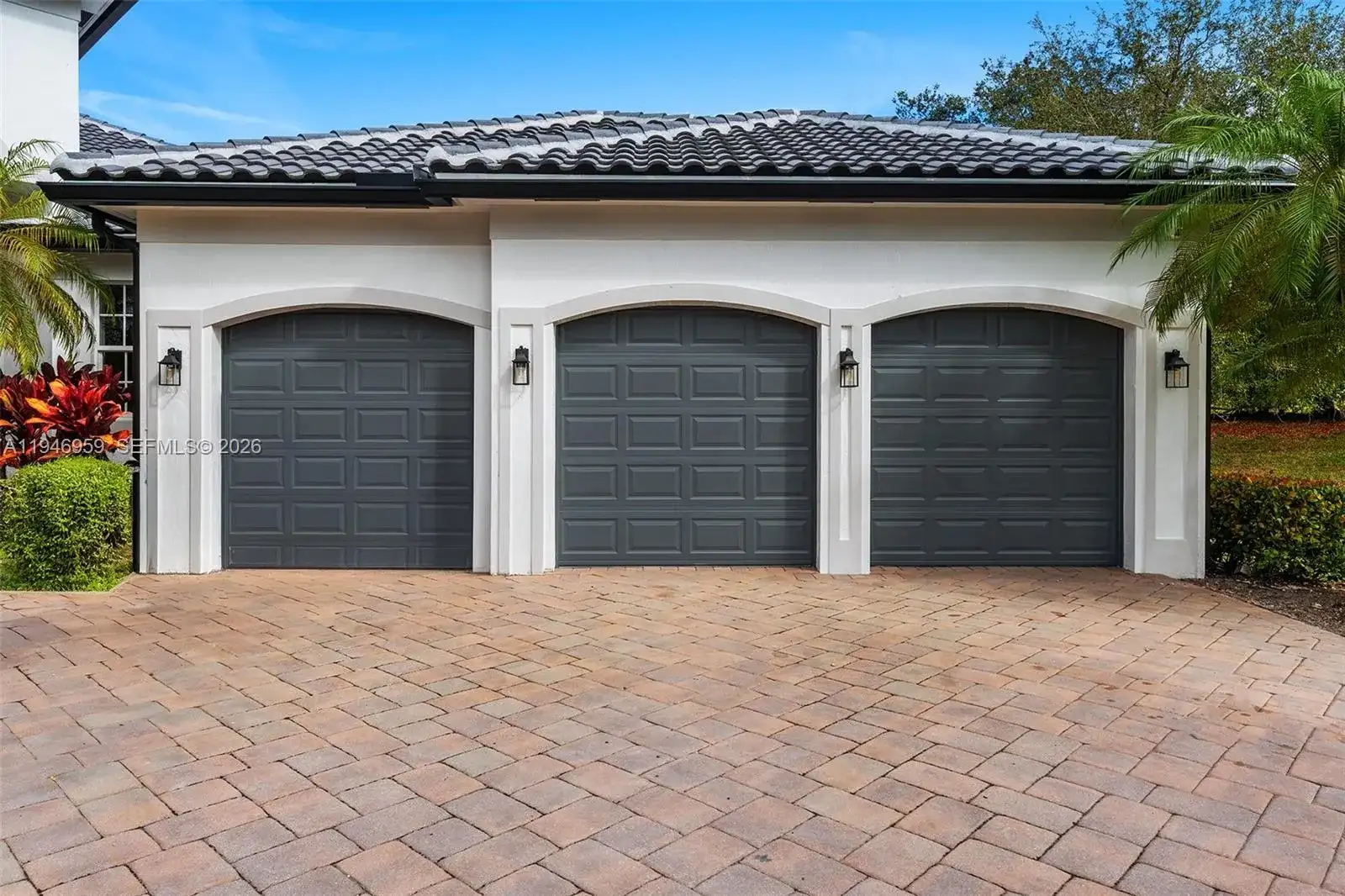 12401 N Stonebrook Cir, Davie FL 33330 photo 4