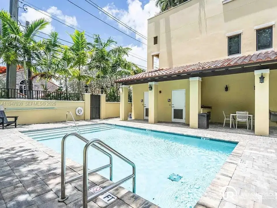 1091 Galiano St, Coral Gables FL 33134 photo 5
