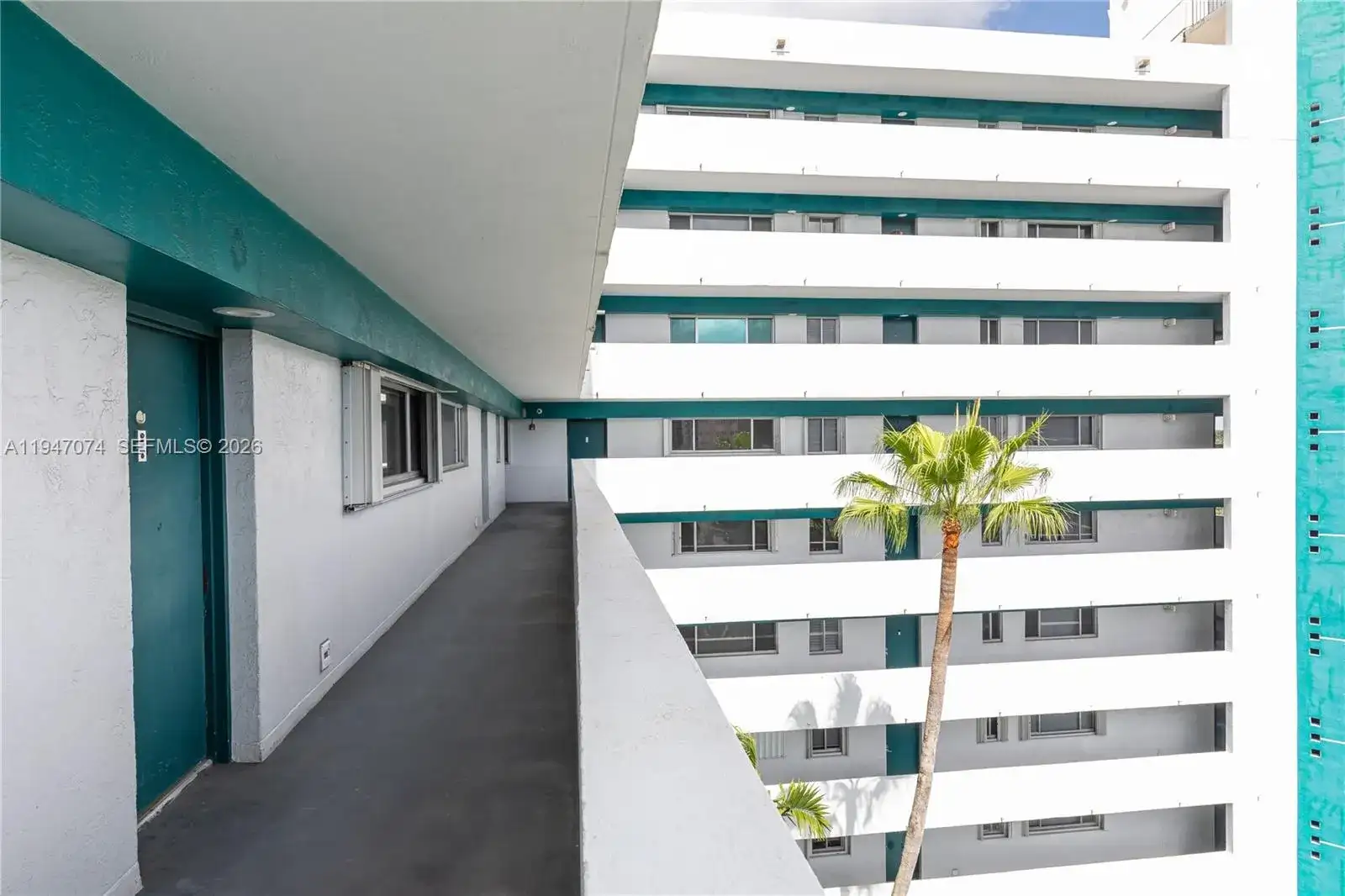 1700 NW N River Dr # 708, Miami FL 33125 photo 4