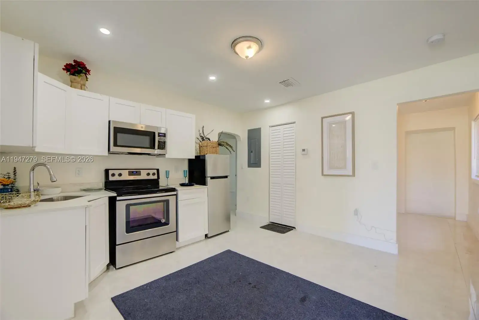 742 NW 70th St # 1, Miami FL 33150 photo 2