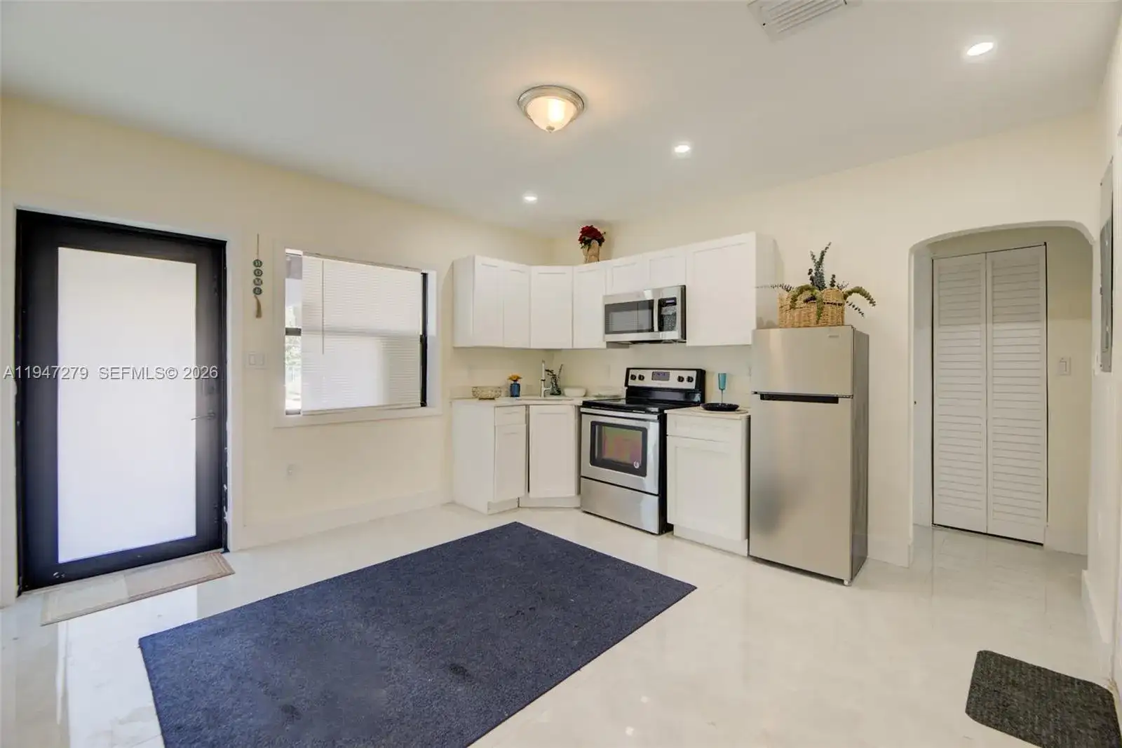 742 NW 70th St # 1, Miami FL 33150 photo 3