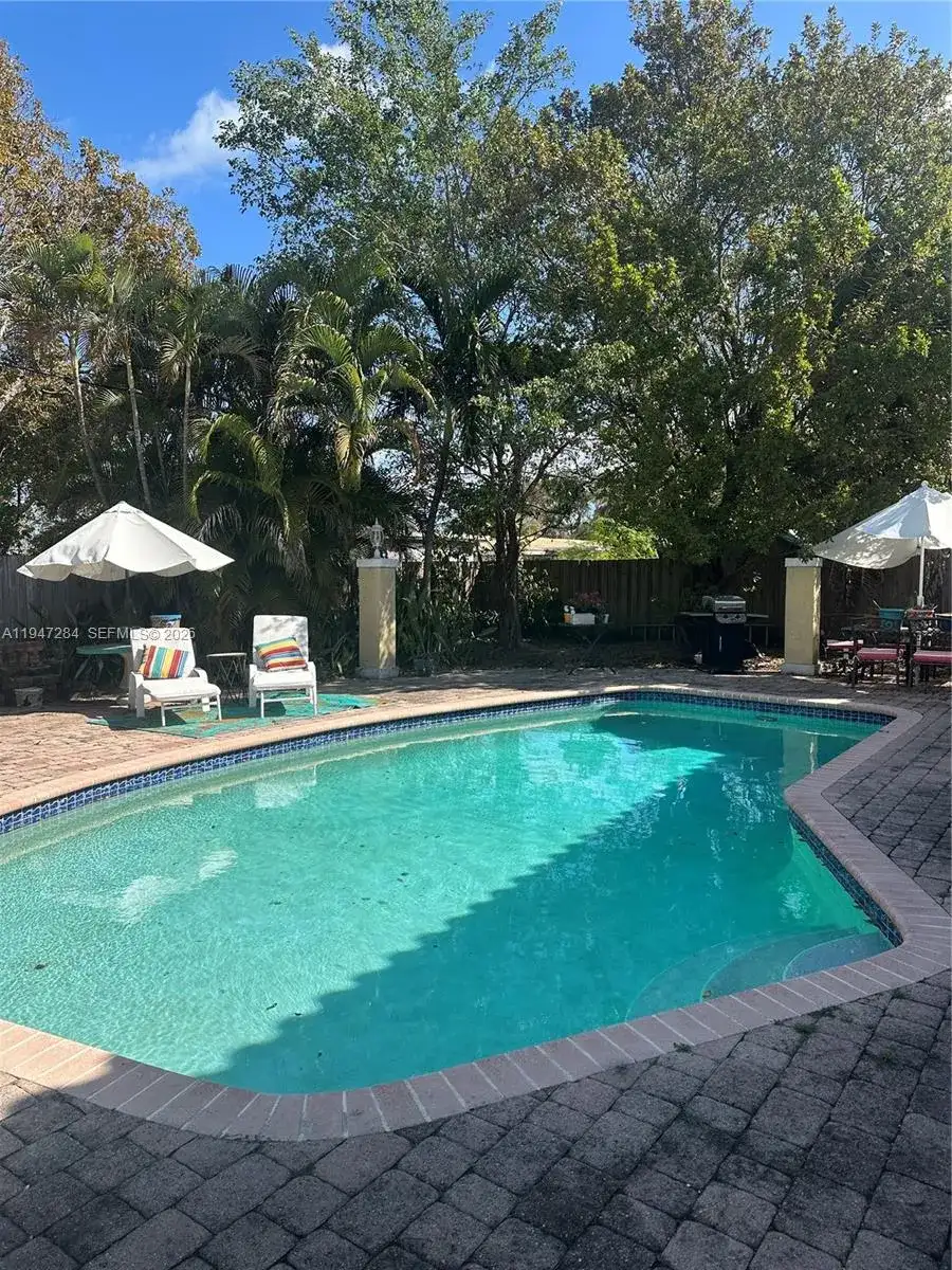 2501 NE 22nd St, Pompano Beach FL 33062 photo 4