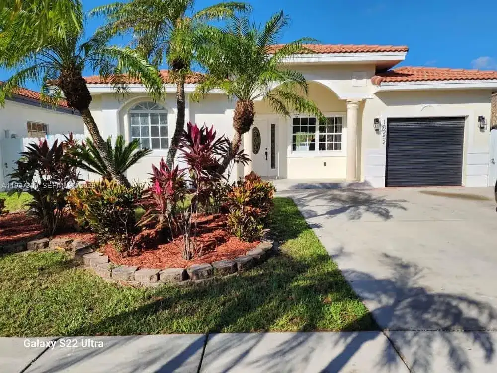 18252 SW 146th Ave, Miami FL 33177 photo 2