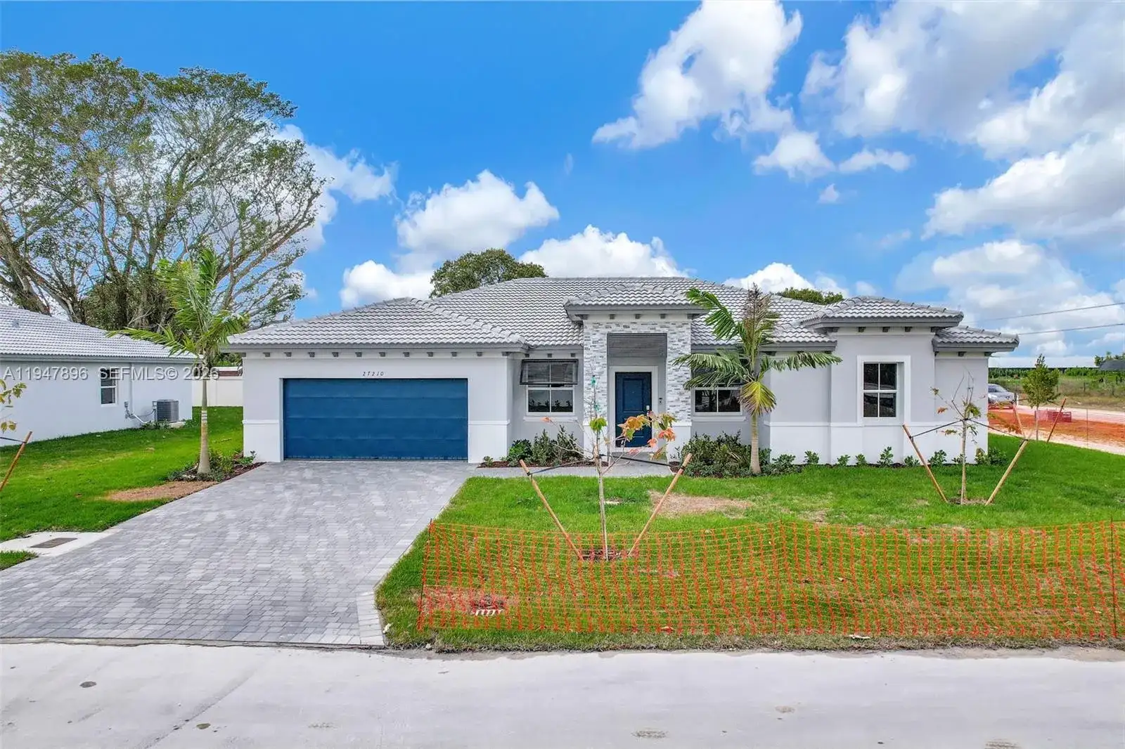 27210 SW 159th Path, Miami FL 33031 photo 4