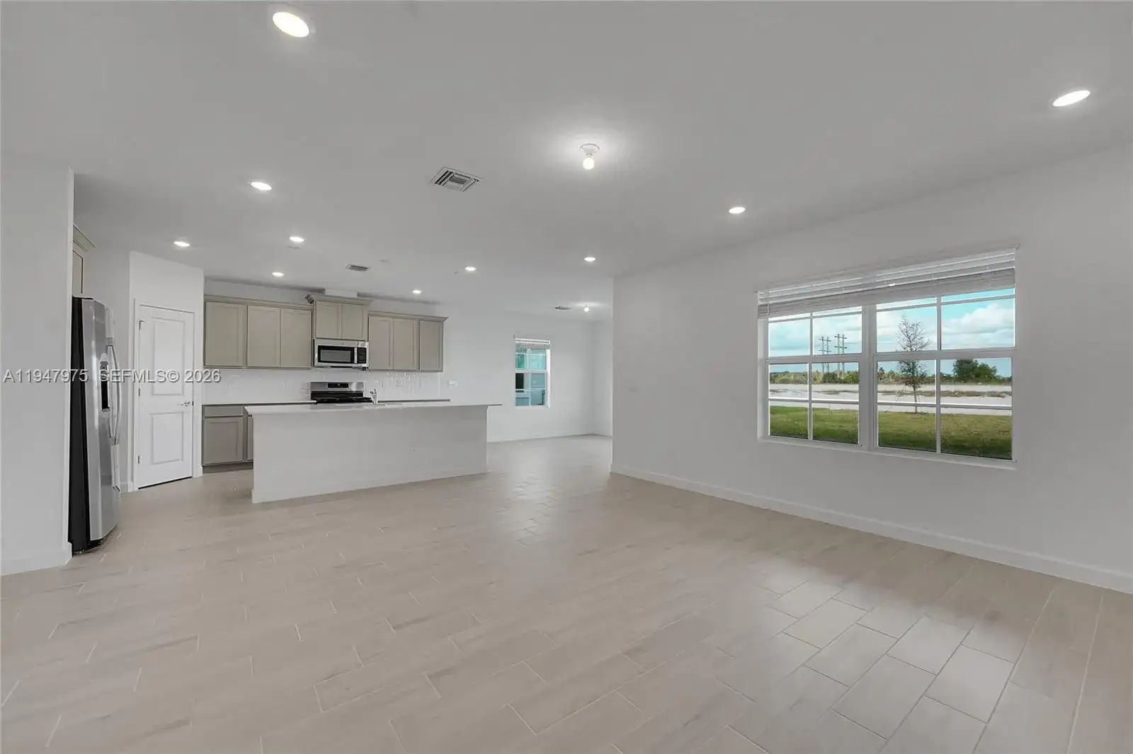 1687 Hoot Owl Holw, Loxahatchee FL 33470 photo 4