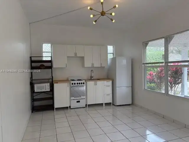 752 NW 24th Ct # 1, Miami FL 33125 photo 5