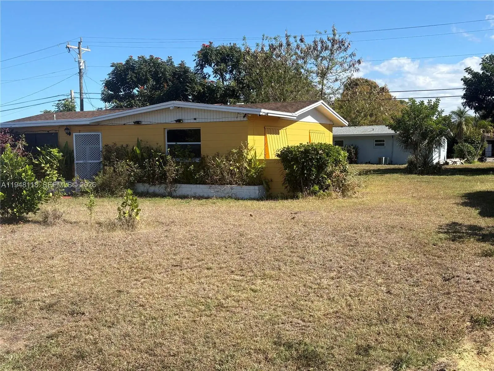 108 Coolidge ave, Lehigh Acres FL 33936 photo 2