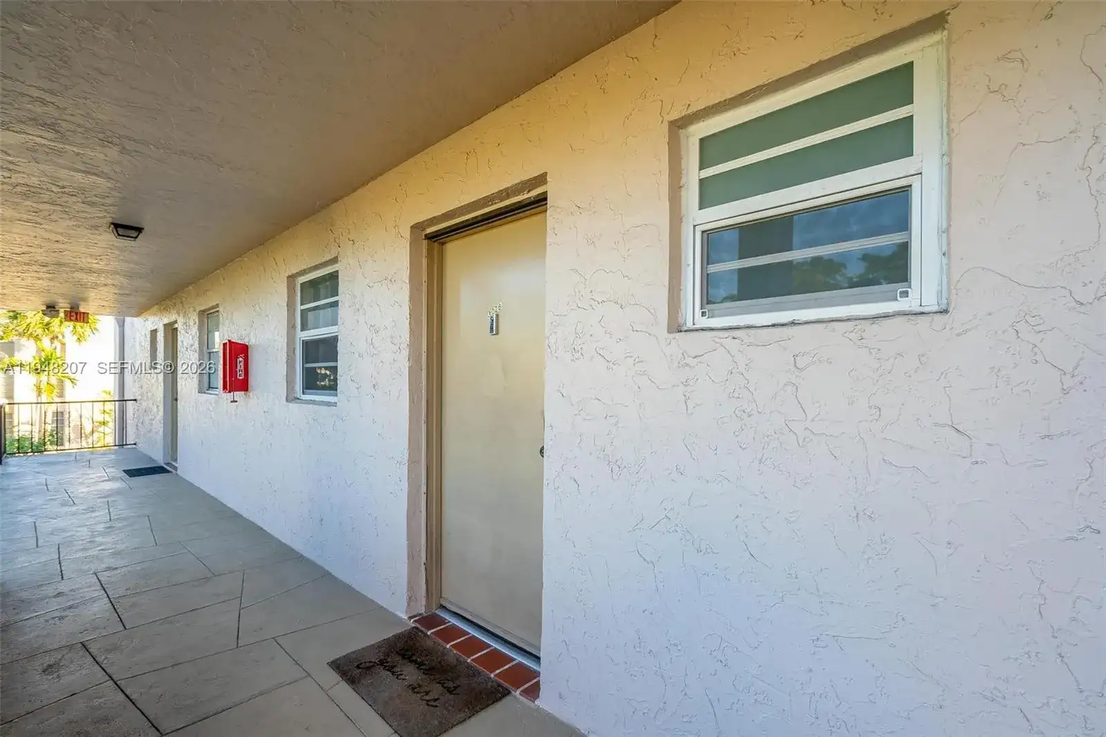 469 N Pine Island Rd # B302, Plantation FL 33324 photo 3