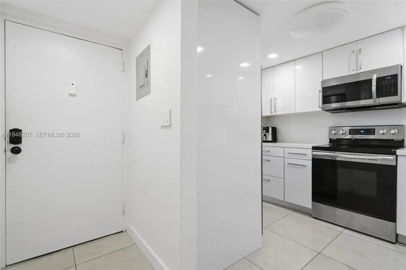 469 N Pine Island Rd # B302, Plantation FL 33324 photo 5