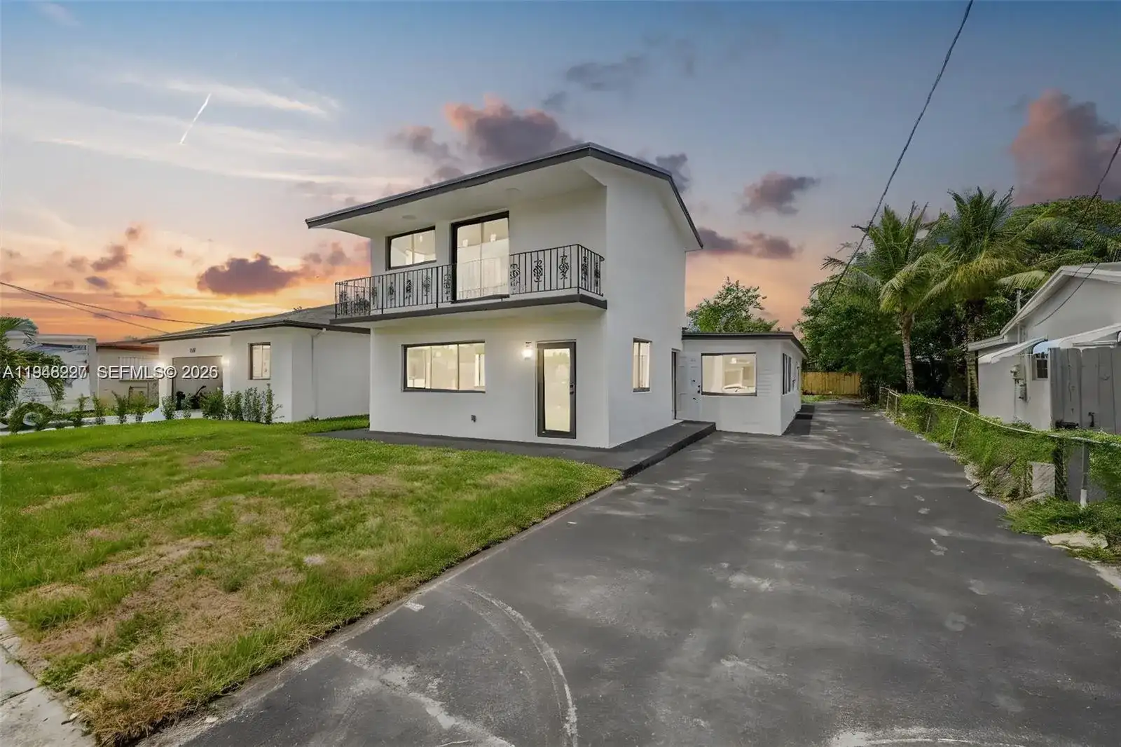 5413 SW 23rd St, West Park FL 33023 photo 3