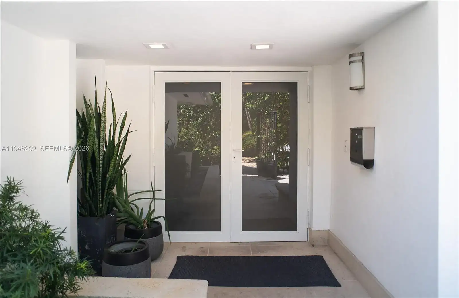 2110 Keystone Blvd, North Miami FL 33181 photo 2