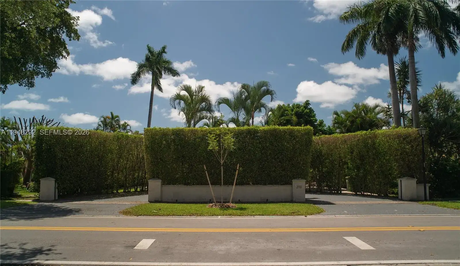 2110 Keystone Blvd, North Miami FL 33181 photo 3