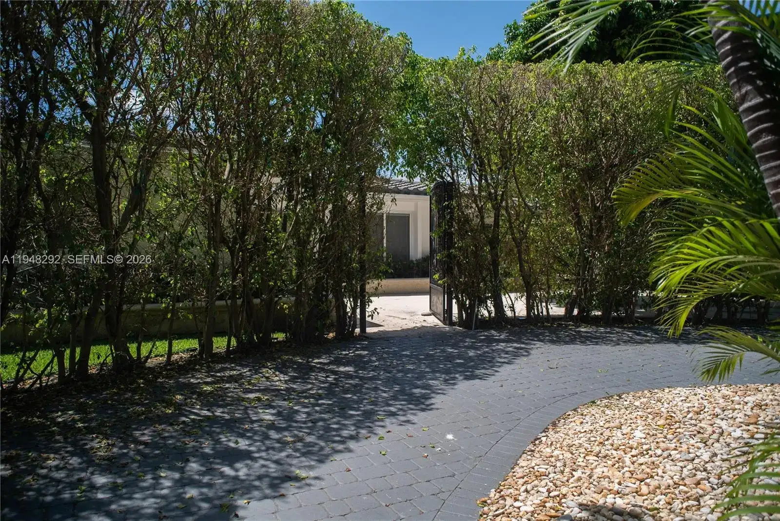2110 Keystone Blvd, North Miami FL 33181 photo 5