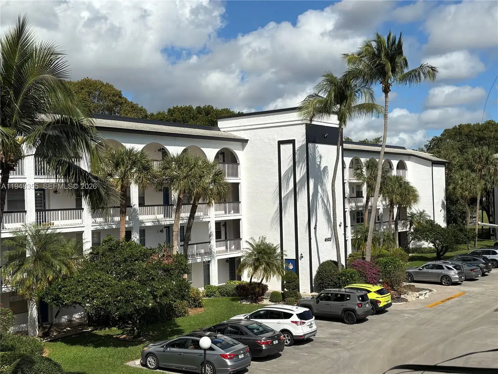 4602 Martinique Way # E3, Coconut Creek FL 33066 photo 4