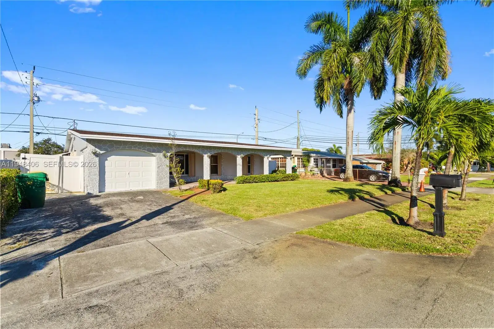 3521 NW 18th Pl, Lauderhill FL 33311 photo 3