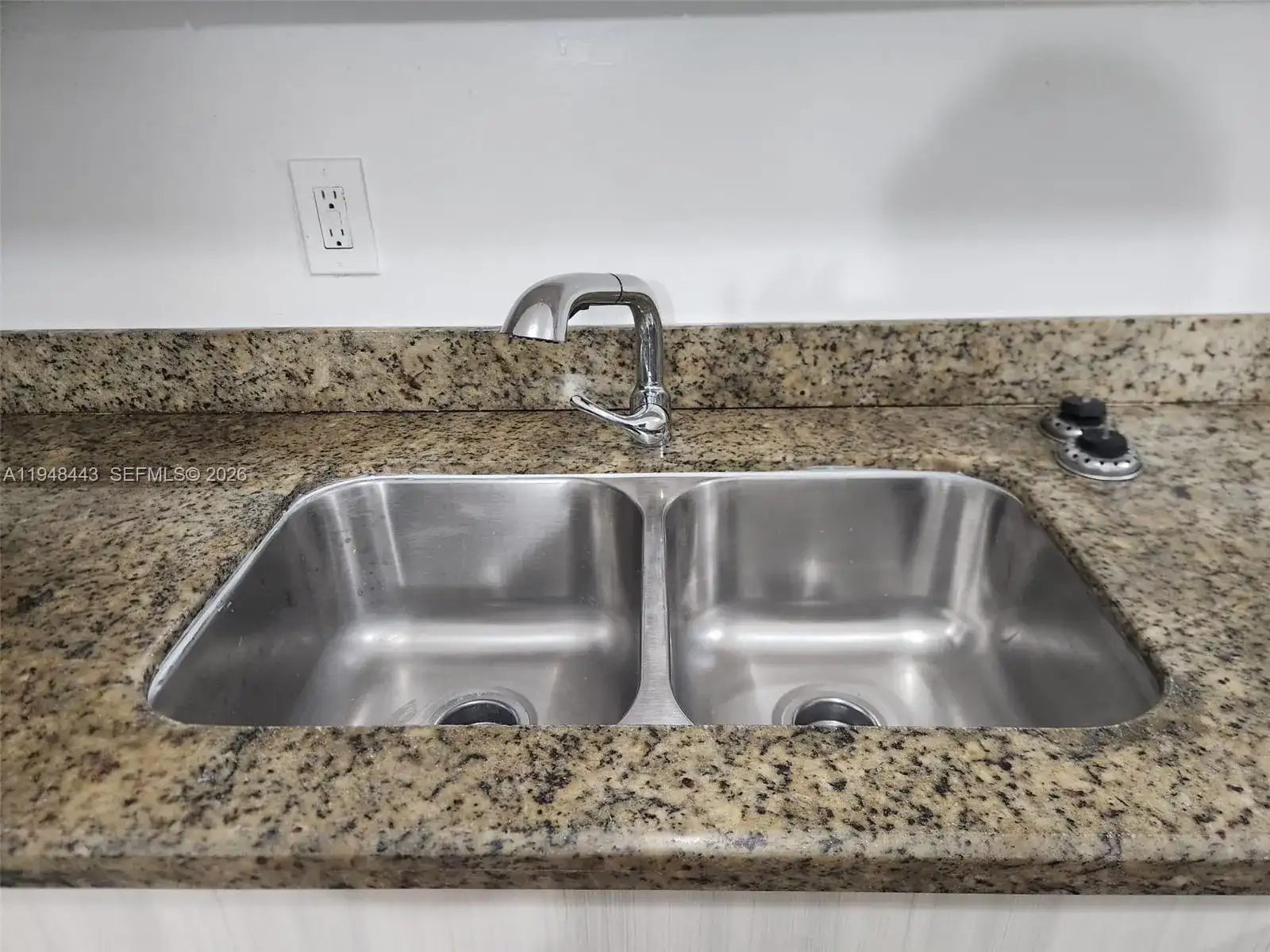 15201 NE 6th Ave # C202, Miami FL 33162 photo 3
