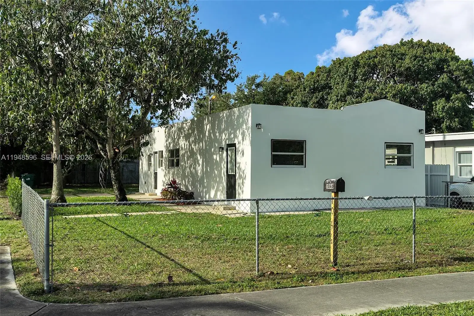 1046 Jann Ave, Opa-Locka FL 33054 photo 3