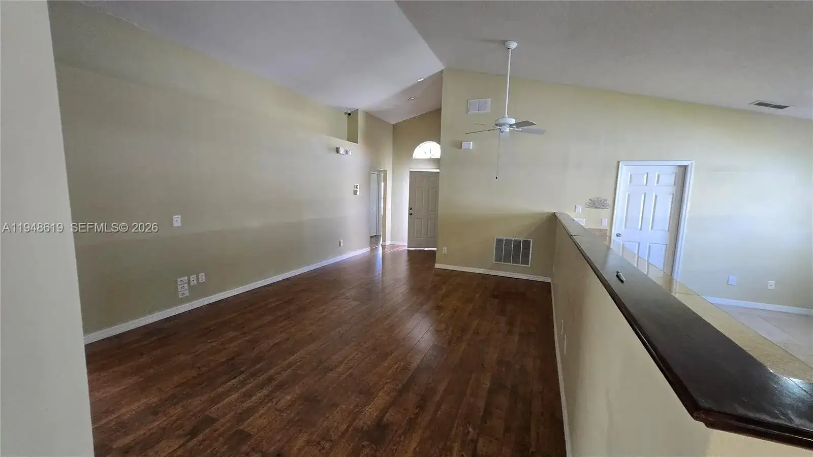 180 Laurel Ridge Pass, Davenport FL 33897 photo 2