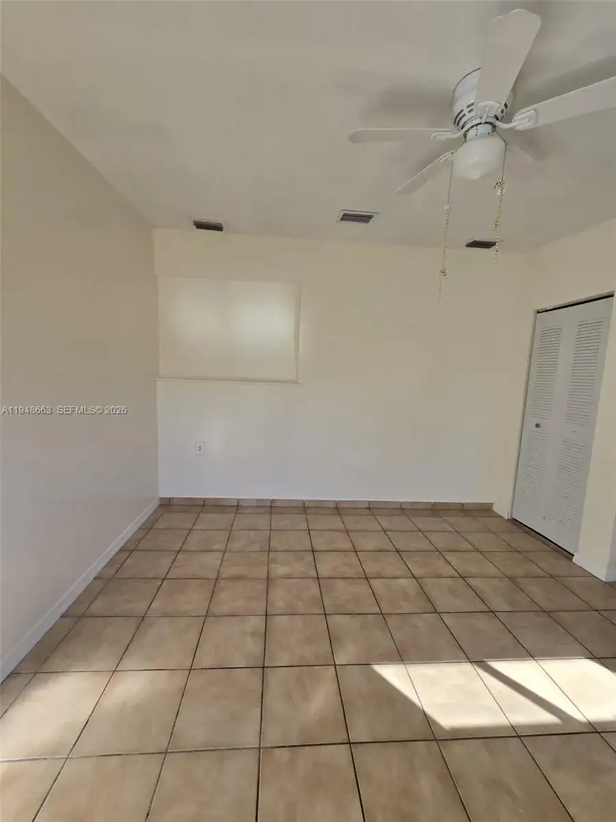 15764 SW 303rd Ter, Homestead FL 33033 photo 2