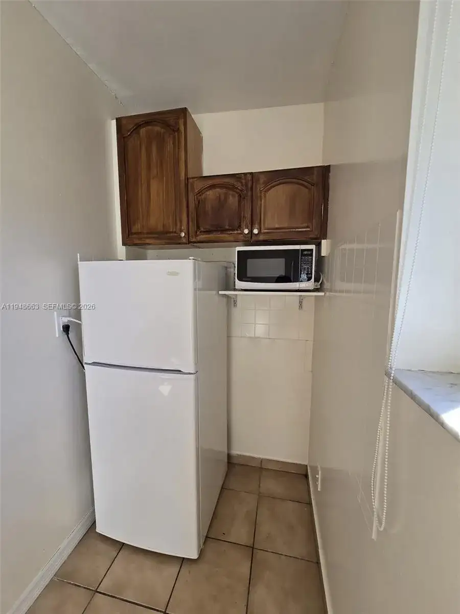 15764 SW 303rd Ter, Homestead FL 33033 photo 4