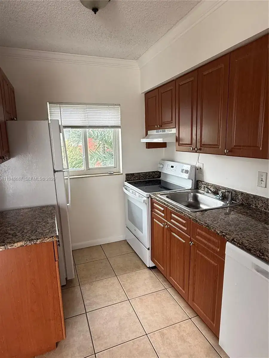 520 NE 82nd Ter # 10, Miami FL 33138 photo 4