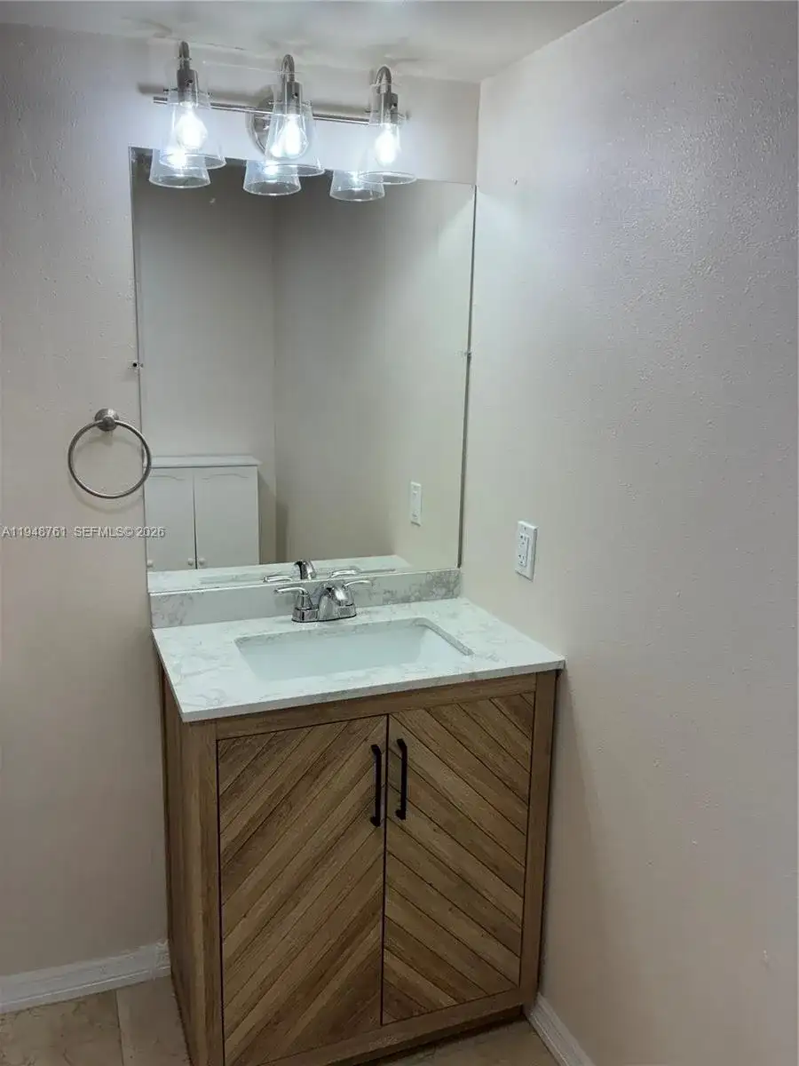 fl NE 5th st # 115, Winter Haven FL 33881 photo 5