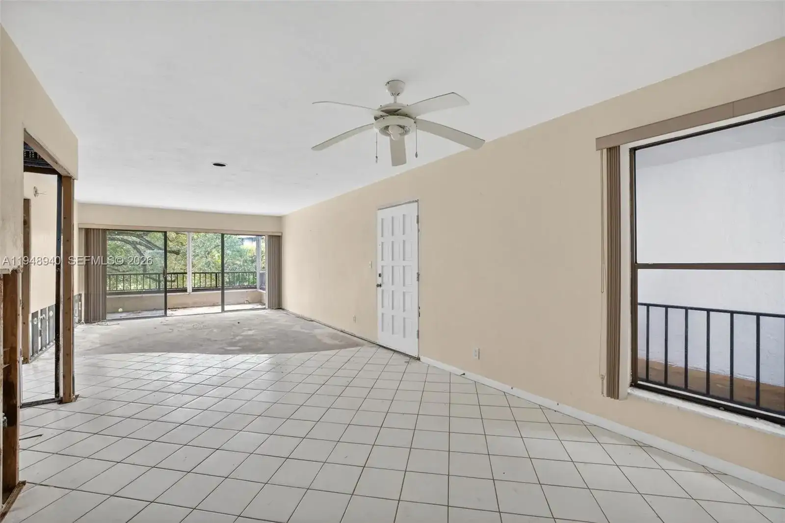 6060 S Falls Cir Dr # 306, Lauderhill FL 33319 photo 3