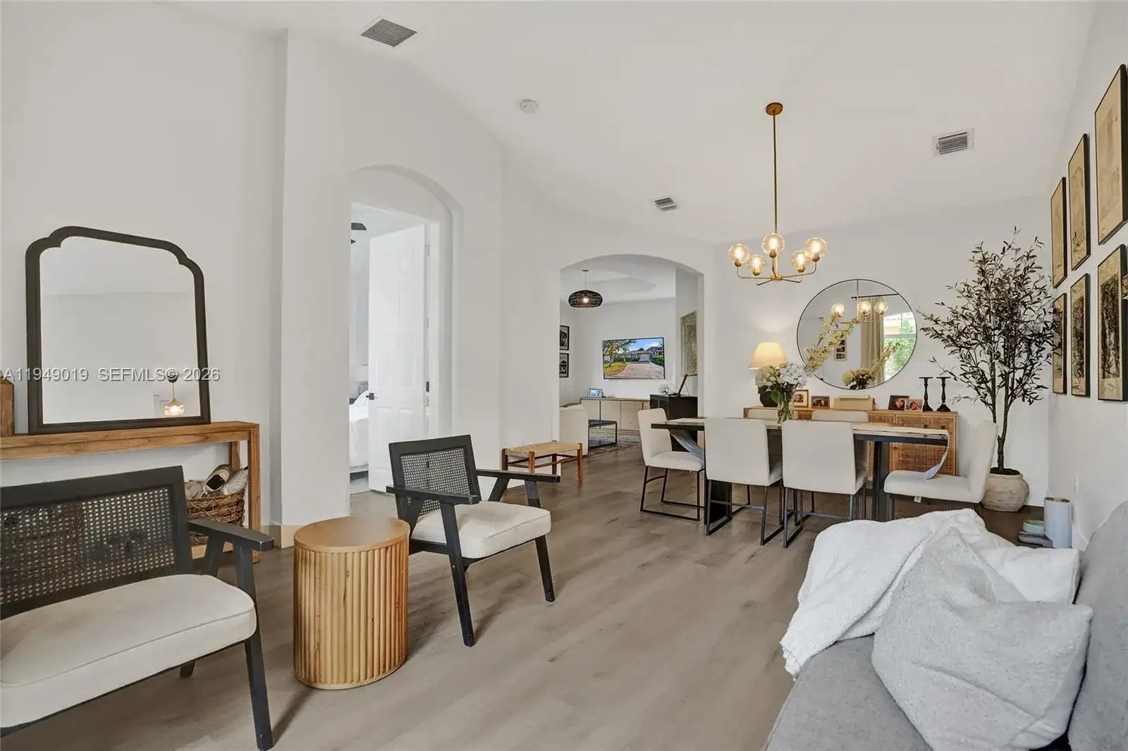 9046 SW 160th Ter, Palmetto Bay FL 33157 photo 4