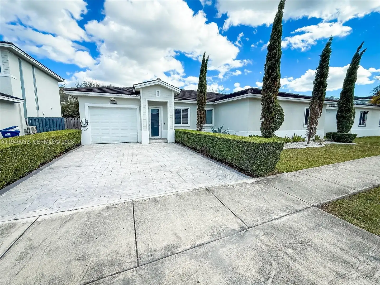 17931 SW 152nd Ave, Miami FL 33187 photo 2